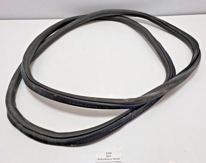 ✅ 2010-2014 OEM Rolls Royce Ghost RR4 Front Left Driver Side Door Weather Strip
