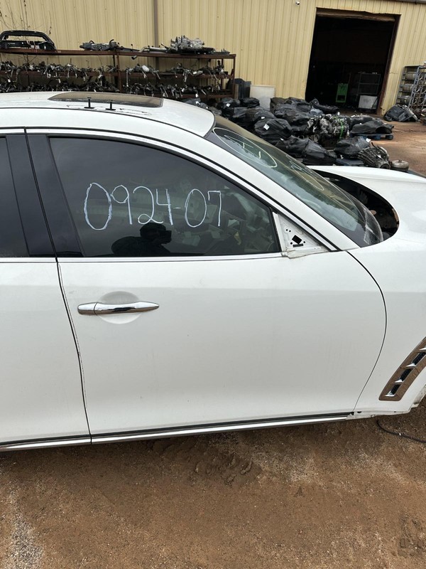 2009-2012 INFINITI FX35 FRONT RIGHT PASSENGER SIDE DOOR SHELL WHITE QAA OEM