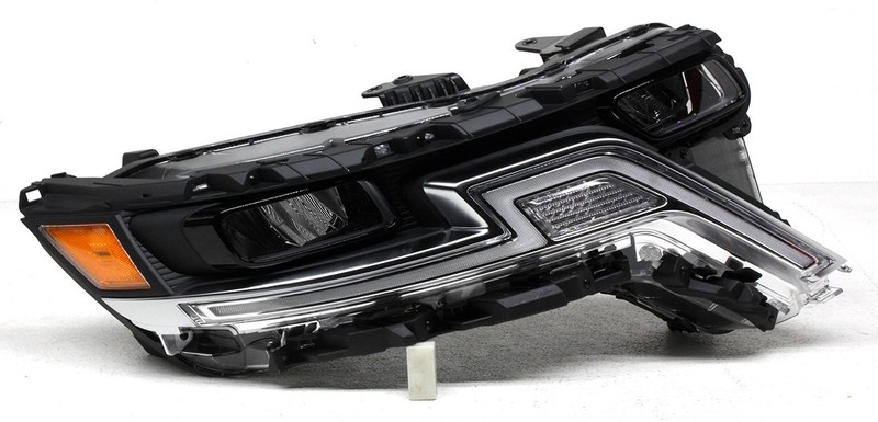 OEM Kia Carnival Right Passenger Side LED Headlamp 92102-R0020 (Tab Missing)