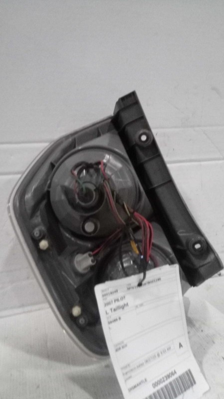 Used Left Tail Light Assembly fits: 2007 Honda Pilot Left Grade A