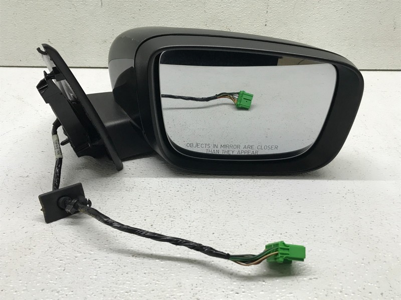 2010 – 2013 Volvo XC60 Right Passenger RH Side View Mirror OEM