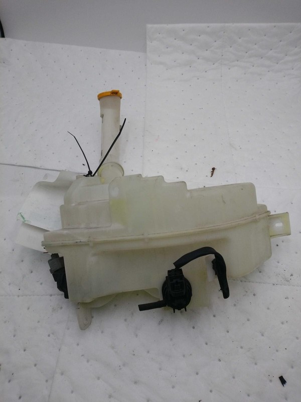 2007 MAZDA 5 Washer Fluid Reservoir OEM BP4K67480C Grey 2.30L 180K Miles