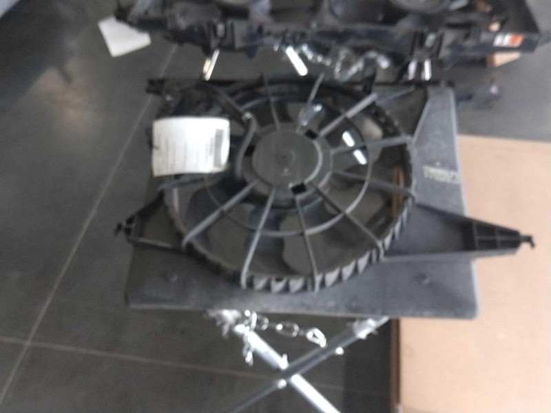 2015 Hyundai Santa Fe Engine Cooling Fan Motor OEM 2.4L Grey 123K Miles