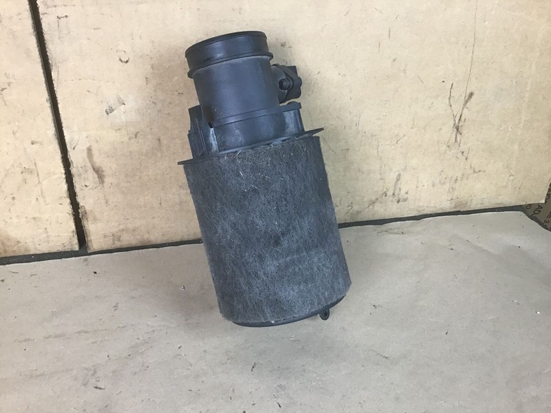 Audi R8 2011 4.2L Right Passenger Air Flow Sensor Meter W/ Filter 08-12 :O