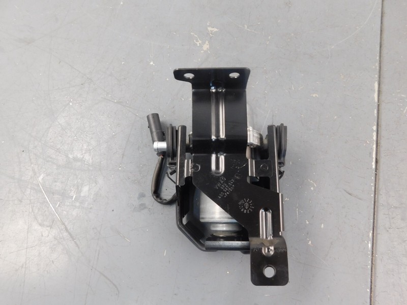 2013 Lamborghini Gallardo LP570-4 Superleggera Brake Vacuum Pump #3617 X8
