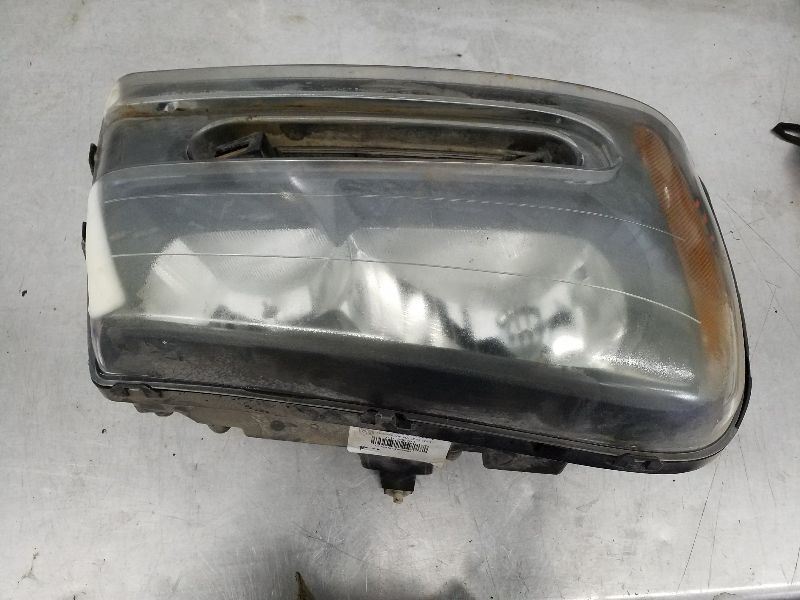 Passenger Headlight Notched Full Width Grille Bar Fits 02-09 TRAILBLAZER 184422