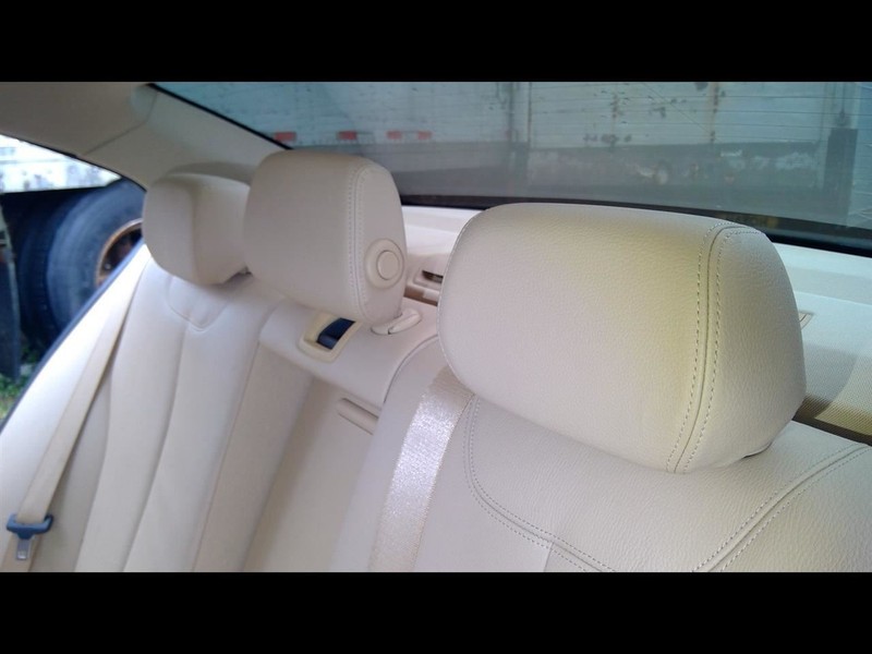 2012-2018 328I 3 Rear Headrests 1594391
