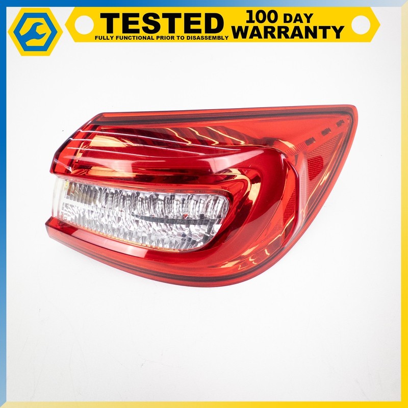 14-19 MASERATI QUATTROPORTE REAR RIGHT PASSENGER SIDE OUTER TAIL LIGHT LAMP OEM