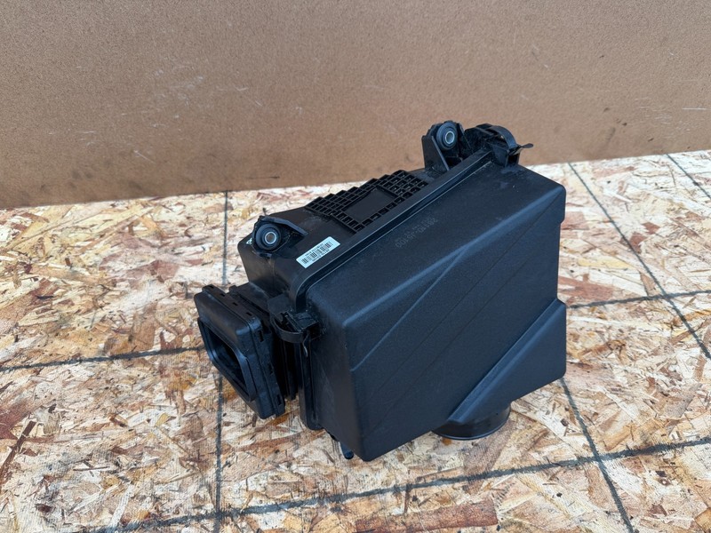 GENESIS G70 2019-2023 OEM AIR CLEANER BOX INTAKE 2.0T ASSEMBLY