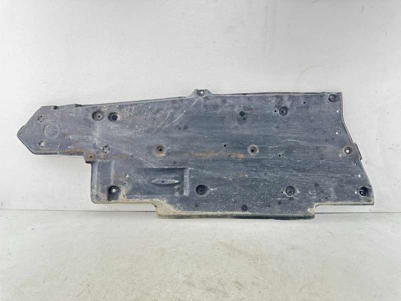 2018 - 2025 TOYOTA CAMRY FRONT RIGHT SIDE FLOOR UNDER BODY SPLASH SHIELD OEM
