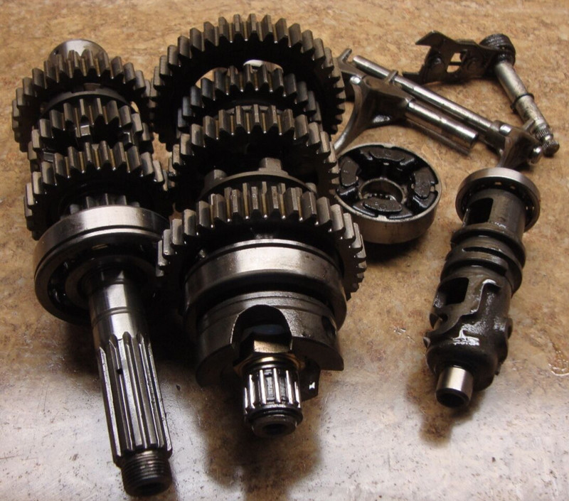 2002 Kawasaki Voyager ZG1200 ZG 1200 B XII Engine Transmission Gears Shift Motor