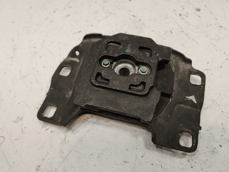 2012-2018 Ford Focus 2.0L Automatic Transmission Upper Mount OEM