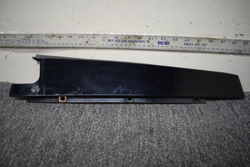 2014-2017 AUDI Q5 WINDOW B PILLAR MOLDING FACTORY OEM