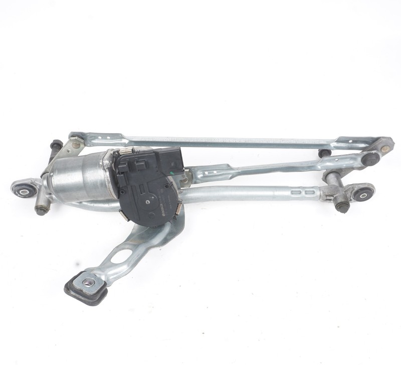 2016 - 2022 BMW X1 F48 Windshield Wiper Motor & Linkage Transmission OEM