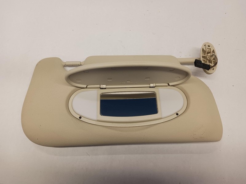 2011 MINI CLUBMAN right passenger Sun visor illuminated OEM 08 09 10 11 12 13