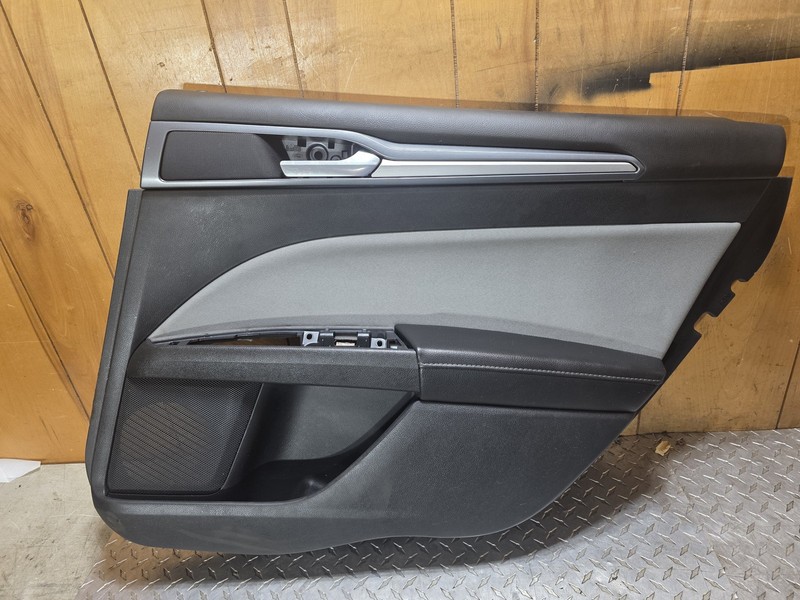 13-16 Ford Fusion Rear Passenger Right Door Panel Gray Black Tested Oem