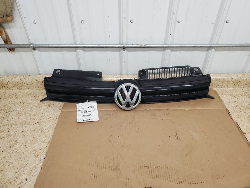 Grille Hatchback With Fog Lamps Upper Fits 10-14 GOLF 307744