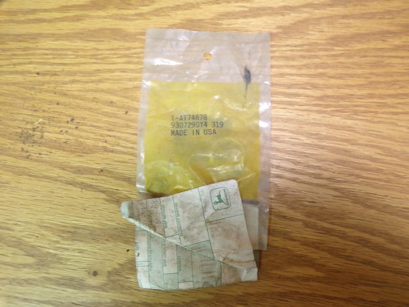 NEW John Deere AT74878 Lock 930729DY4 319*FREE SHIPPING*