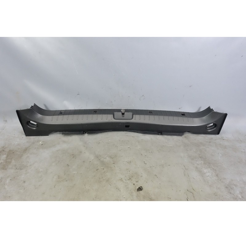 Damaged 0-05 BMW E46 3-Series Touring Wagon Rear Trunk Loading Sill Cover OEM