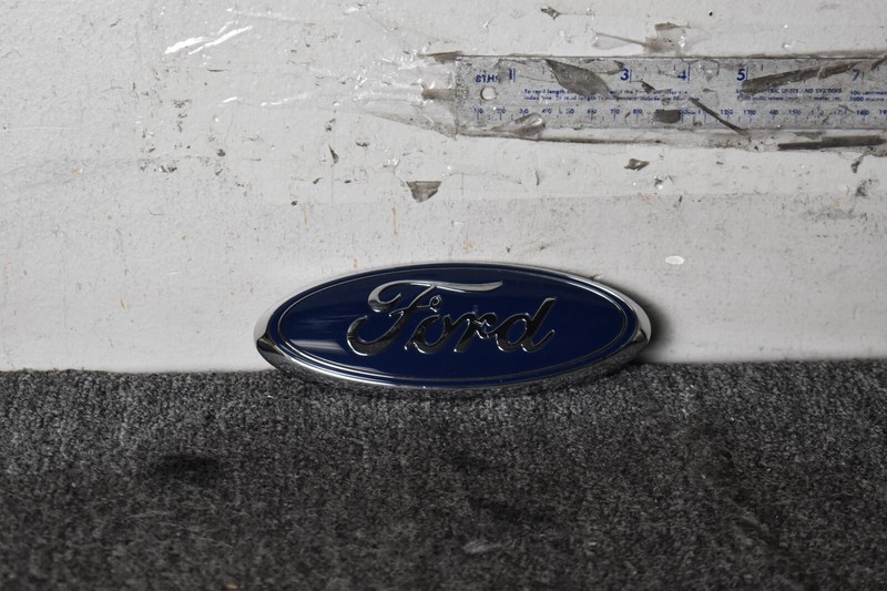 2013-2019 FORD ESCAPE EMBLEM FACTORY OEM