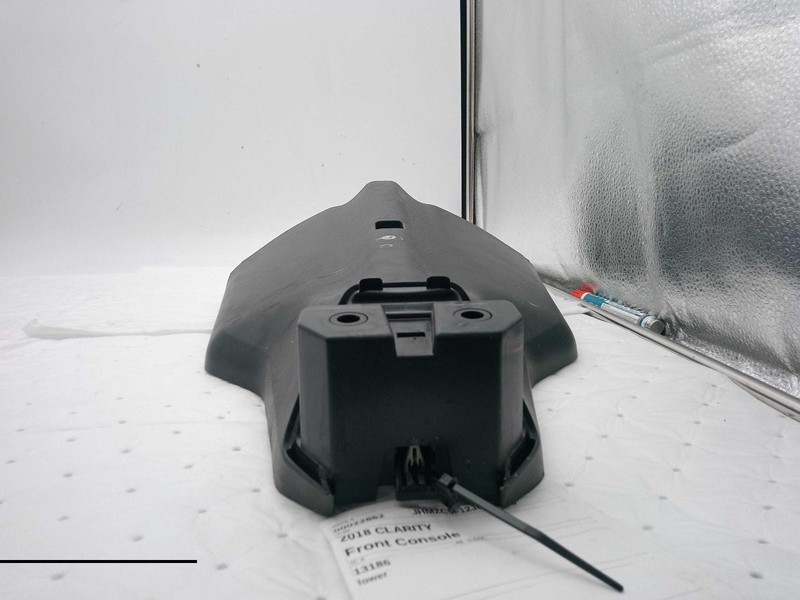 2018 Honda Clarity Center Console Black OEM Used Part NJ25-22862-580185