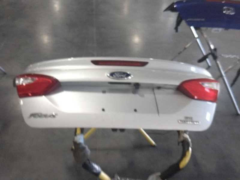 Ford Focus 2014 Trunk Lid SILVER CP9Z5440110AA 4125