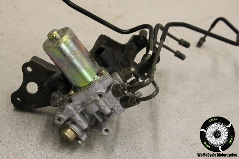 2003 HONDA ST 1300 ABS BRAKE SYSTEM PUMP UNIT MODULE #1 OEM ST1300 03
