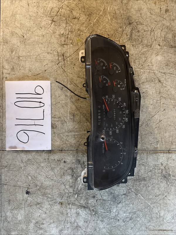 1999-2001 Ford F-250, F350 speedometer gauge cluster.