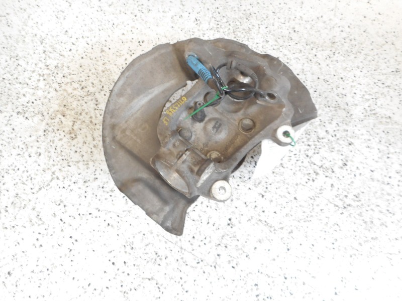 04-07 BMW 530i E60 Front Left Driver Spindle Knuckle Hub RWD W/ ABS OEM 525i