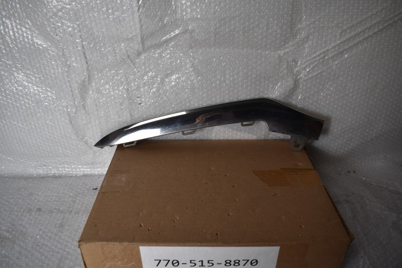 MERCEDES BENZ E350 4MATIC LEFT TRIM MOLDING 2006-2016 OEM A 212 885 07 00