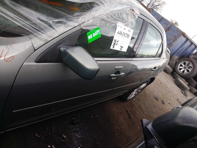 2008 Ford Fusion Right Green Tail Light Assembly OEM 446475 57K Miles