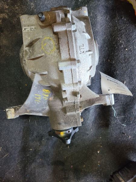 Carrier Rear 3.3L With Limited Slip Differential Fits 18-20 STINGER 571293