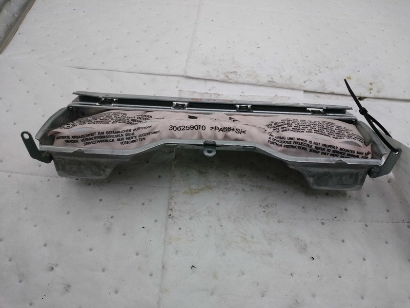 2015 MERCEDES C-CLASS Instrument Panel Air Bag BLACK OEM 2048601902 81K Miles