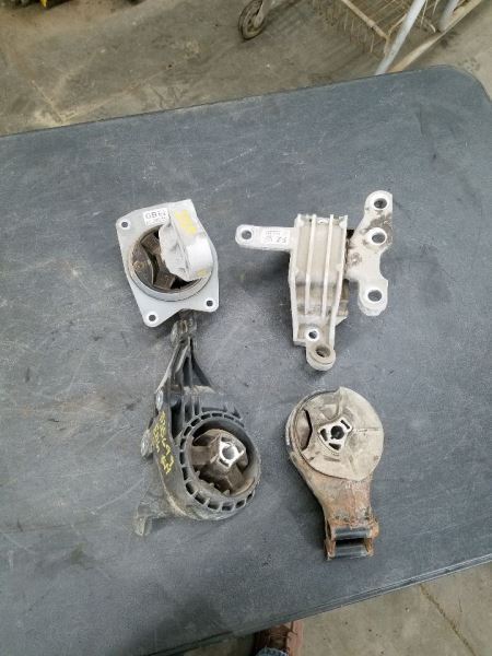 IMPALANEW 2016 Engine Mounts 260410