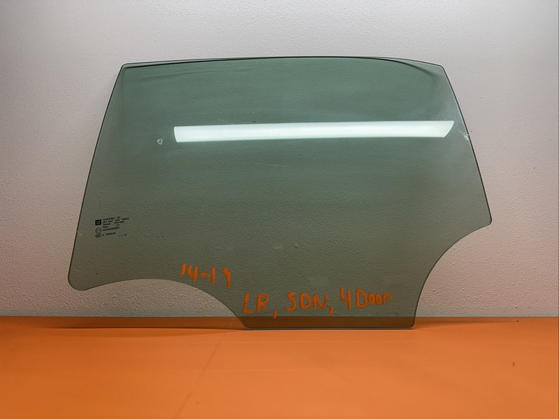 000249 I 2014 - 19 CADILLAC CTS OEM LEFT REAR DOOR GLASS WINDOW DRIVER TEMPERED