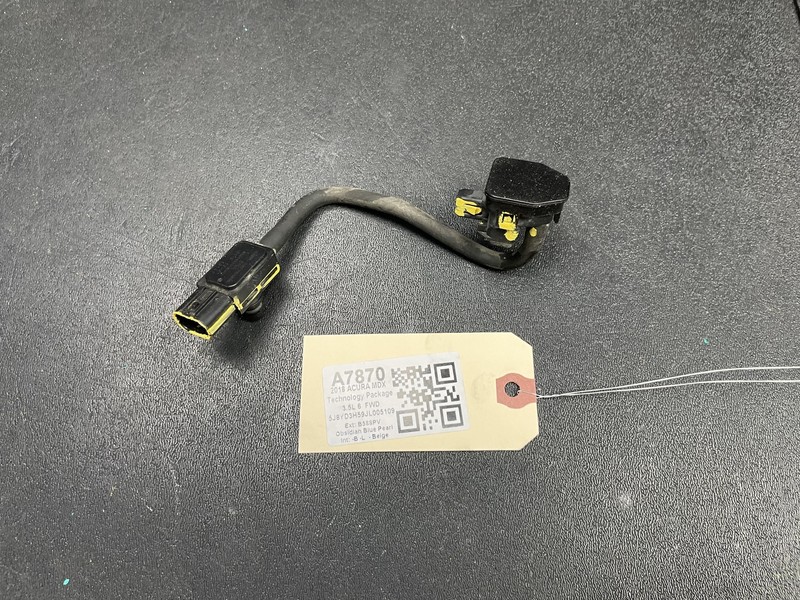 Fuel Vapor Canister Pressure Sensor 2018 Acura MDX 37940-SNA-A01 2014 - 2020
