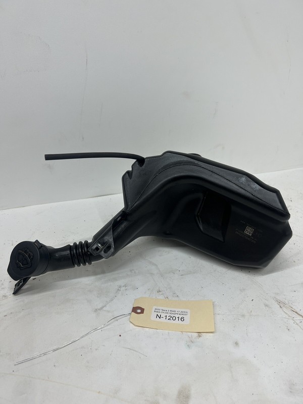 2017-23 TESLA MODEL3 WINDSHIELD WIPER WASHER RESERVOIR TANK 1096062-00 12016 S24