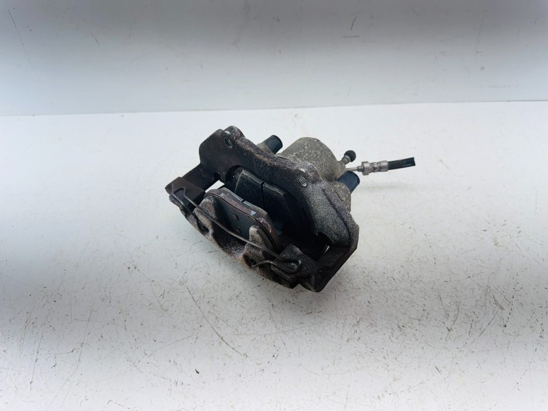 2018-2022 FORD ECOSPORT 4DR SUV 1.0L GAS FRONT RIGHT PASSENGER BRAKE CALIPER OEM