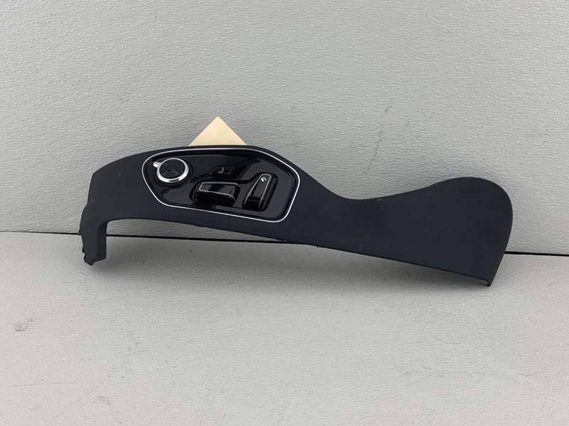 2011 - 2018 AUDI A8L LEFT DRIVER FRONT SEAT ADJUSTMENT SWITCH OEM