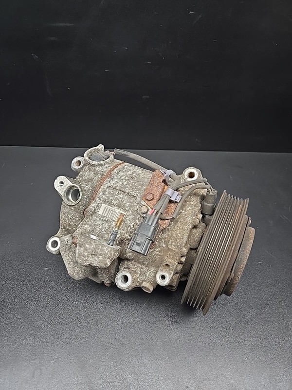 2008-2015 Infiniti Q60 G37 Coupe A/C Compressor 926001CB0B OEM