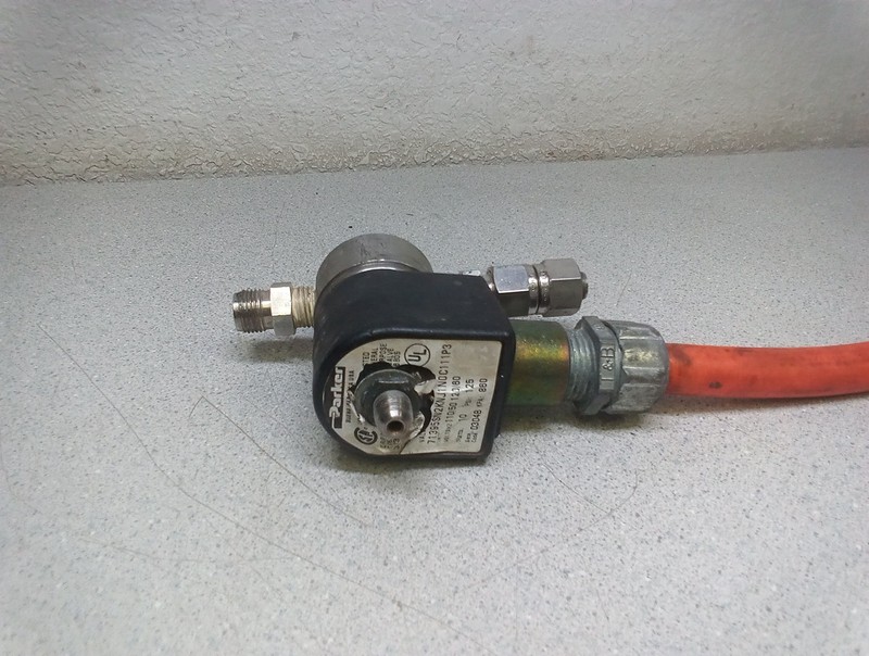 Parker General Purpose Valve (71395SN2KNJ1N0C111P3)