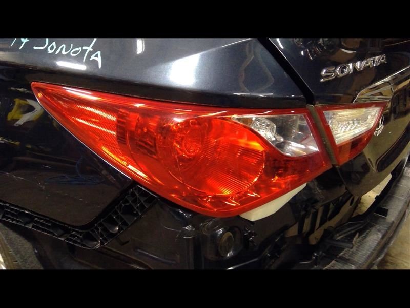 Driver Tail Light VIN C 8th Digit Incandescent Bulb Fits 11-14 SONATA 874841