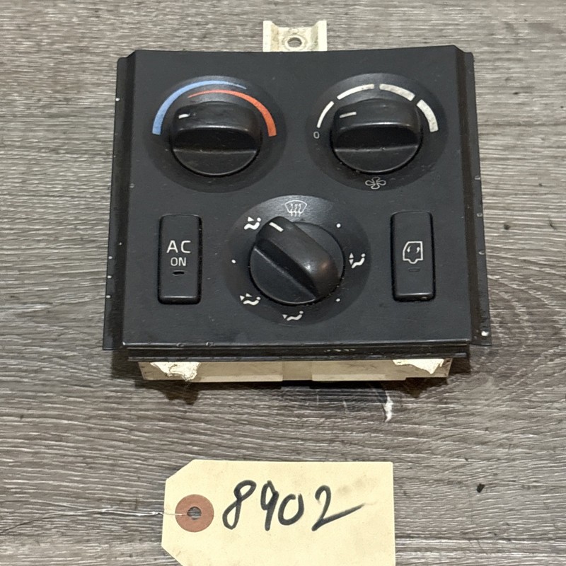 VOLVO TEMPERATURE CONTROL, BEHR20549634 Broken