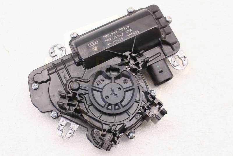 2018 - 2023 VW VOLKSWAGEN ATLAS TAILGATE LIFTGATE LID MOTOR ACTUATOR 3G0827887B