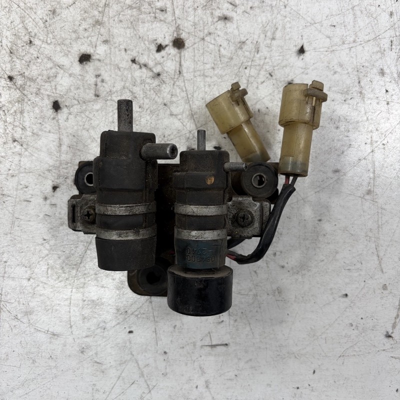 84-85 Honda Accord Vacuum Tubing Frequency Solenoid Valve & Bracket OEM