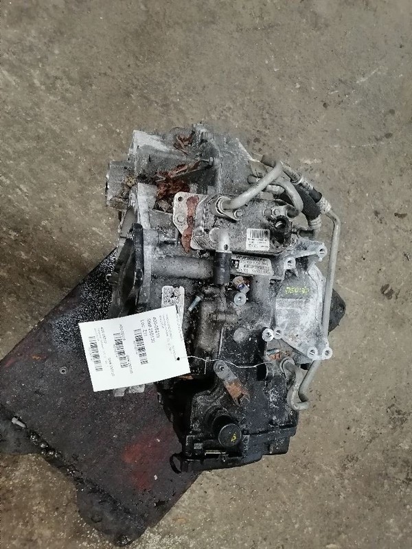 Automatic Transmission 2.0L 4WD Fits 14-15 ESCAPE 1567747