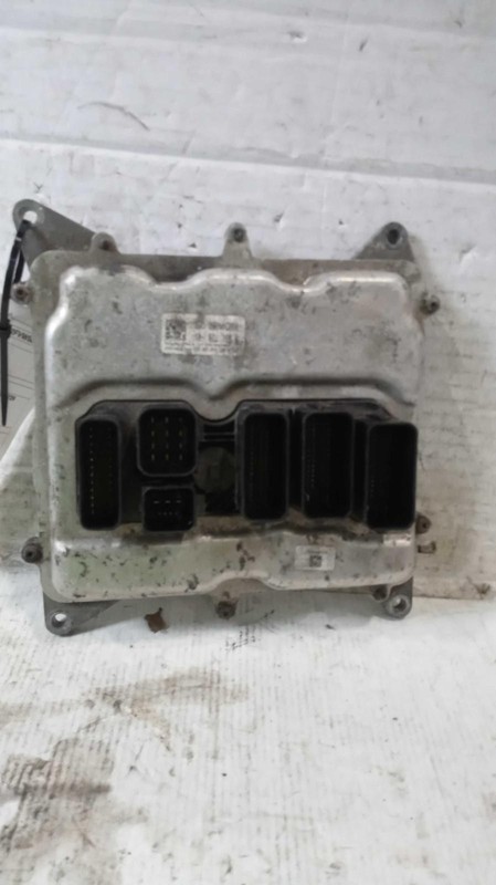 2015 BMW X1 Engine Control Module ECM 2.0L OEM 277263 Used 107K Miles