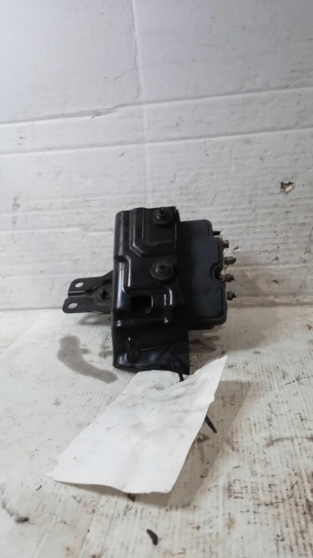 2018 Nissan Rogue ABS Pump & Motor Assembly OEM 476607FW4B 103K Miles