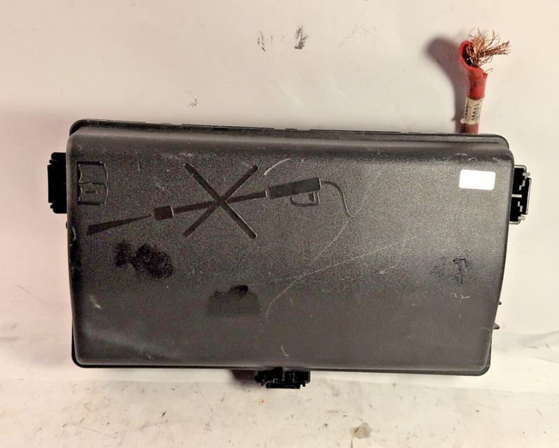 13210031 CHEVY CRUZE 2011-2014 FUSE BOX Fuse Box RELAY MODULE OEM