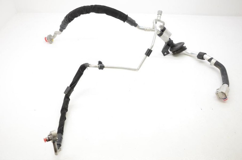 2017-2018 Porsche Macan 2.0L High and Low Pressure Evaporator Ac Line Ac Hose